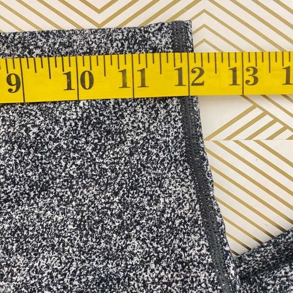 Lululemon leggings in gray and black - Picture 8 of 13